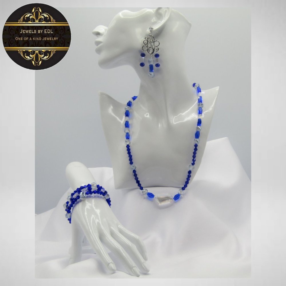 CONTESSA IN BLUE Beaded Jewelry Set